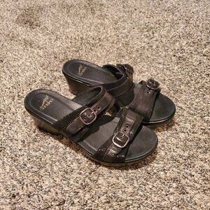 Dansko Jessie Black Leather Lizard Embossed Sandals 37/6.5-7